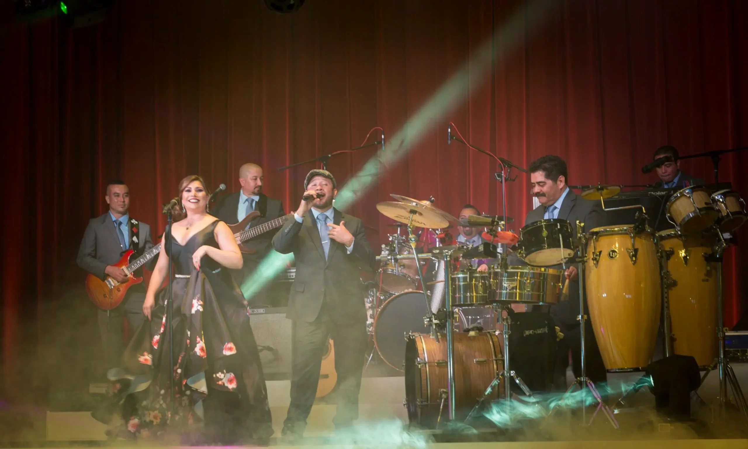 Best Latin Band in Los Ángeles for Weddings and Events